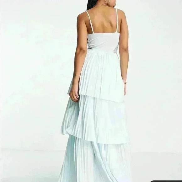 {NWT}ASOS DESIGN cami tiered pleated maxi dress with lace detail in mint - Picture 2 of 4